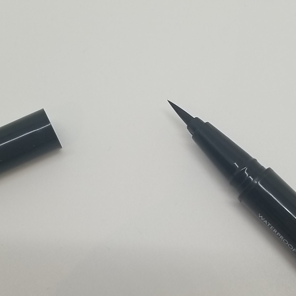 Eyeko Eye Liner in Carbon Black - Picture 3 of 3